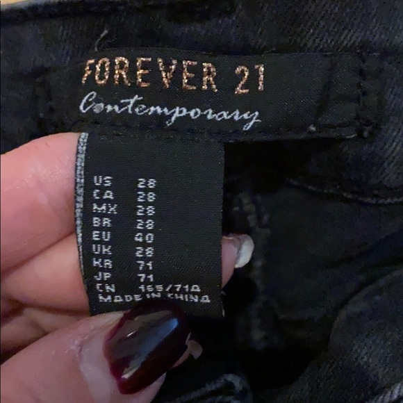Forever 21 high rise distressed jeans in black - Picture 4 of 10